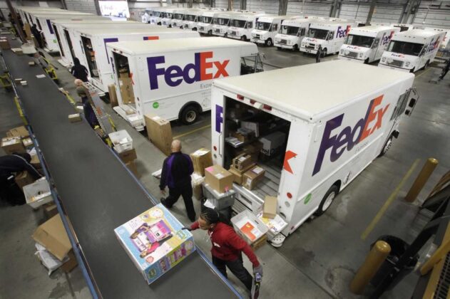 How early you should ship holiday gifts via FedEx, UPS, USPS