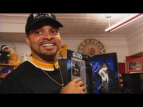 Jingle All the Way: Sinbad Gives TOUR of Toy Store in 1996 (Flashback)