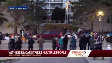 Multiple people injured after SUV drives into Wisconsin Christmas parade, witnesses say