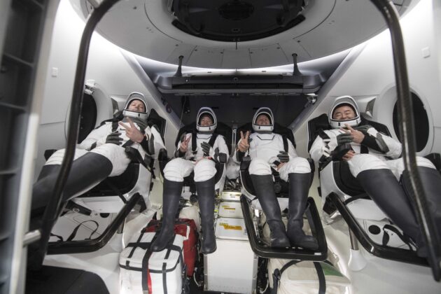 SpaceX returns 4 astronauts to Earth, ending 200-day flight