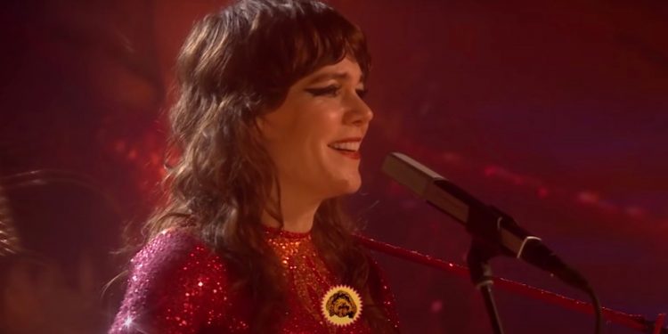Watch Jenny Lewis Play “Puppy and a Truck” on Fallon