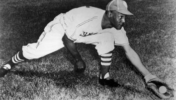 Negro League baseball players earn spots in the National Baseball Hall of Fame
