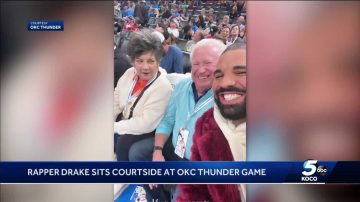 Rap superstar Drake upstaged by Thunder fans who have no clue who he is