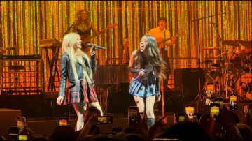 Olivia Rodrigo Welcomes Avril Lavigne for Rocking ‘Complicated’ Duet at Toronto Concert: Watch