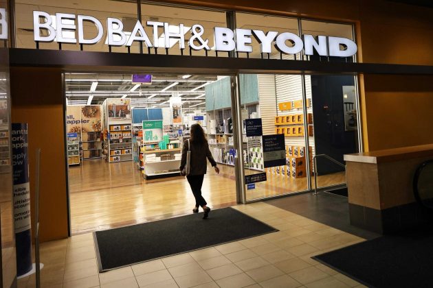 Shoppers are turning their backs on Bed Bath & Beyond