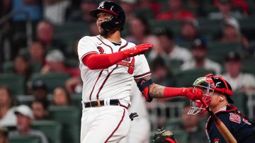 Red Sox stunned by Braves, lose on walk-off homer in Atlanta