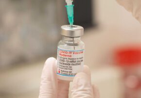 FDA finds Moderna, Pfizer COVID-19 vaccines are safe and effective in younger kids