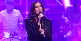 Mandy Moore Cancels Remaining 2022 Tour Dates