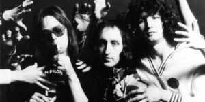 Pilot’s Ian Bairnson, Guitarist on Kate Bush’s “Wuthering Heights,” Dies at 69