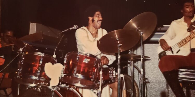Isaac “Redd” Holt, Percussionist and Jazz Fusion Pioneer, Dies at 91