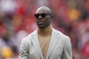 Pro Football Hall of Famer Terrell Owens hit by car following argument, sheriff’s department says