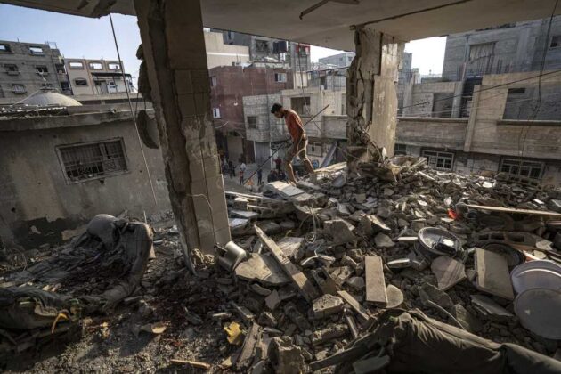 Warplanes strike Gaza refugee camp as Israel rejects US push for a pause in fighting
