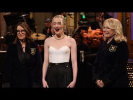 Emma Stone Makes SNL History and Joins Five-Timers Club With Help From Tina Fey and Candice Bergen