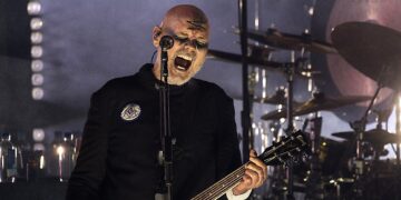 The Smashing Pumpkins Publicly Seeking New Guitarist