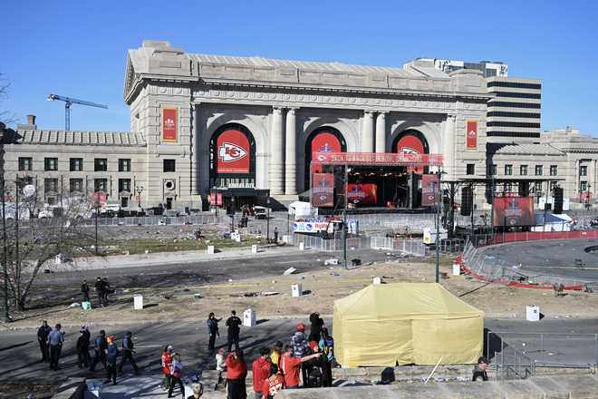 A view of the Union Station area after shots were fired near the Kansas City Chiefs' Super Bowl LVIII victory parade on February 14, 2024, in Kansas City, Missouri. Multiple people were injured after gunfire erupted at the Kansas City Chiefs Super Bowl victory rally on Wednesday, local police said. (Photo by ANDREW CABALLERO-REYNOLDS / AFP) (Photo by ANDREW CABALLERO-REYNOLDS/AFP via Getty Images)