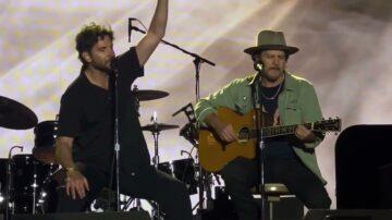 Pearl Jam Joined by Bradley Cooper for ‘A Star Is Born’ Song Performance at BottleRock 2024