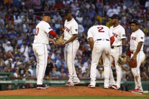Blue Jays end 7-game skid with win over Red Sox