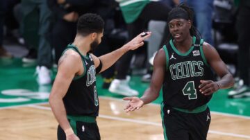 Holiday stars in Game 2, Celtics take 2-0 lead in NBA Finals