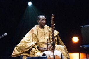 Toumani Diabaté, Malian Kora Virtuoso, Dies at 58