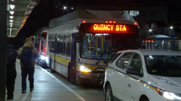Shuttle buses replace service on MBTA’s Red Line after maintenance vehicle derails