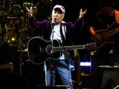 Review & setlist: At the Wang, Paul Simon shows that the fighter still remains