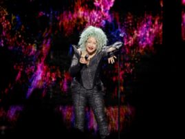 Review & setlist: Cyndi Lauper’s true colors were bright as ever in Mansfield