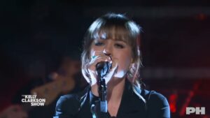 Every Kellyoke Cover at Kelly Clarkson’s ‘Studio Sessions’ Las Vegas Residency (Updating)