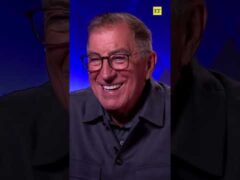 Kenny Ortega Reacts to ‘Hocus Pocus’ #kennyortega #hocuspocus #shorts