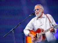 Cat Stevens postpones North American tour and cites visa issues