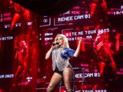 Review: A powerful (and potty-mouthed!) Reneé Rapp took a bite out of TD Garden Thursday