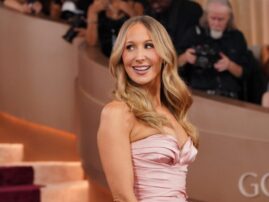 The best jokes and brutal roasts from Nikki Glaser’s Golden Globes monologue