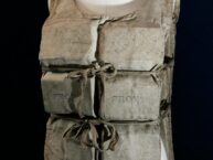 Life jacket worn by passenger who survived Titanic auctioned off for over $900,000