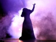 Review & setlist: From flames to twerk-offs, Cardi B commands TD Garden