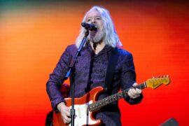 Tears for Fears’ Roland Orzabal Is Writing an “Astrological Memoir”