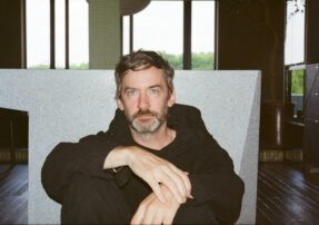 Bonobo Enlists Arooj Aftab, Nilüfer Yanya for New Album Distance in Static