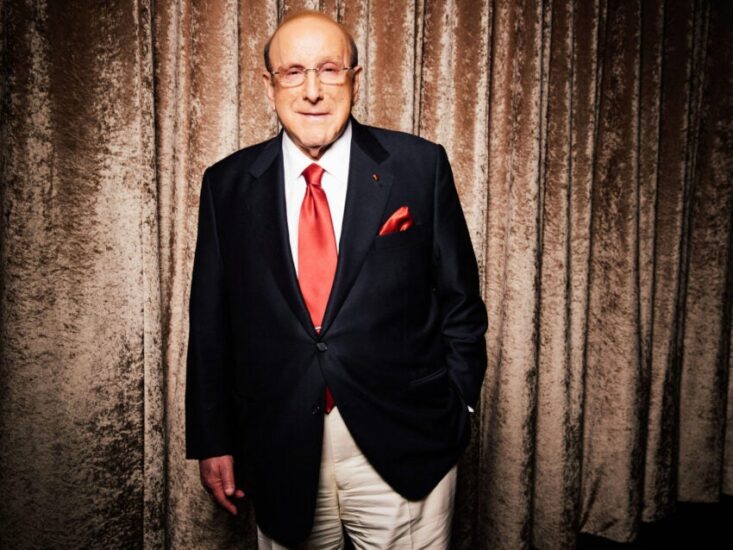 Clive Davis, music mogul who signed Bruce Springsteen, Whitney Houston, and other stars, has died at 94