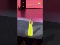 #taylorswift performs “I Knew It, I Knew You” at the #toystory5 LA premiere