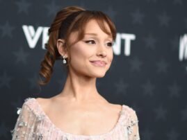 Ariana Grande withdraws from London musical and will take a break from the public eye
