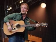 Glen Hansard, Irish musician who won Oscar for ‘Once,’ dies in motorcycle crash