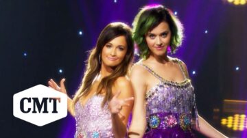 Kacey Musgraves Pays Tribute to Dolly Parton With ‘Rainbow’ & ‘Here You Come Again’ Live in Boston