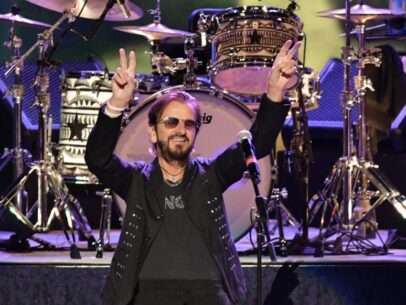 Review & setlist: Ringo Starr takes Boston by storm, with a little help from his friends